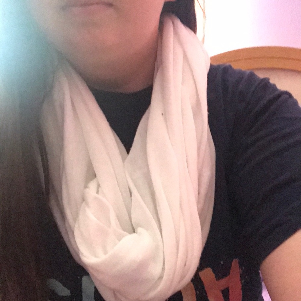 Infinity scarf
